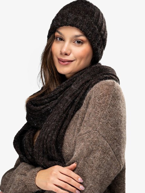 Cap model 220839 awama