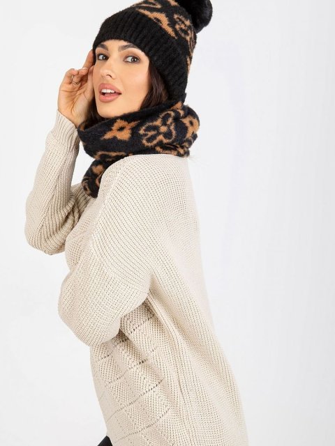 Cap model 185915 AT 4