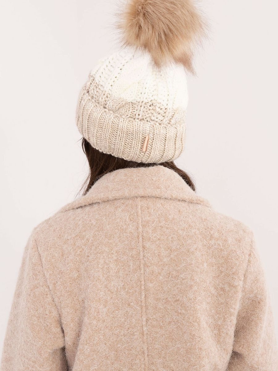 Cap model 201412 Rue Paris