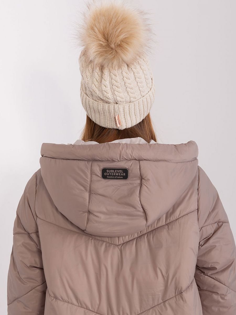 Cap model 187438 Rue Paris