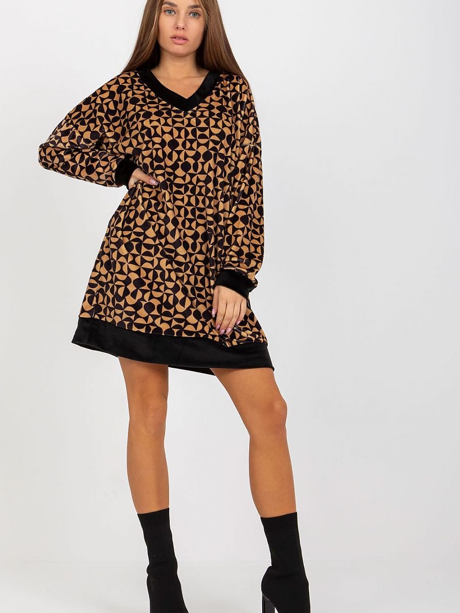 Daydress model 173729 Rue Paris